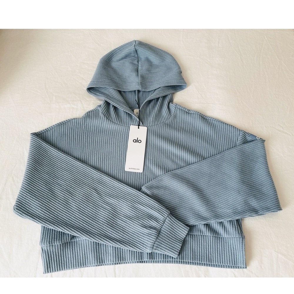 NWT ALO Yoga Muse Hoodie Celestial blue XS - Picture 10 of 10
